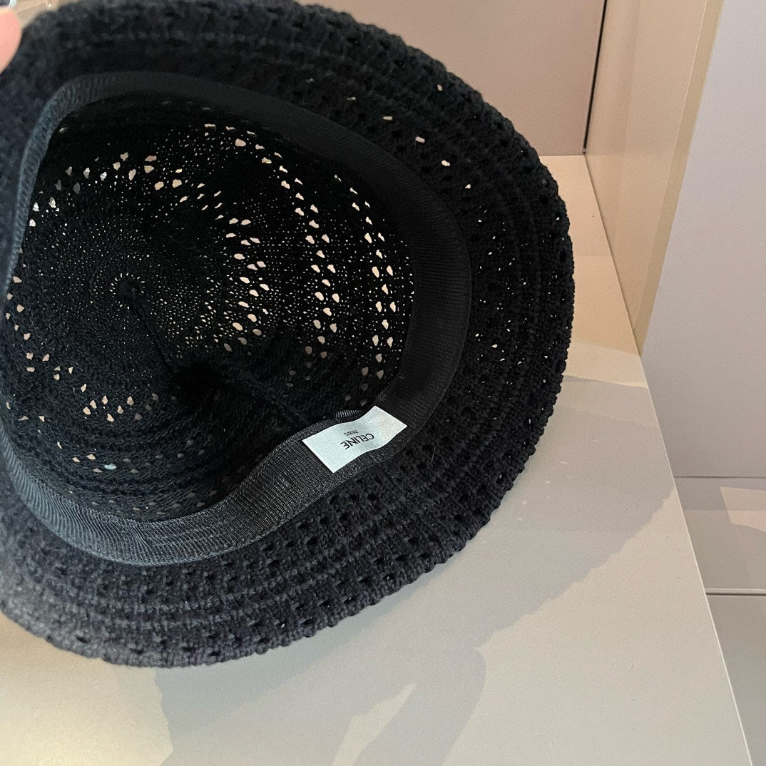 BONNET CELI TRICOTÉ ARTISANAL MODEM 179579 