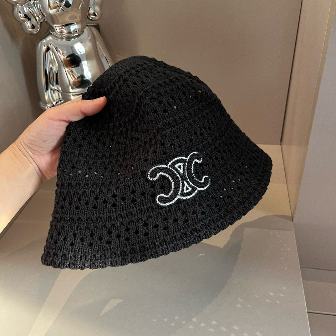 BONNET CELI TRICOTÉ ARTISANAL MODEM 179579 