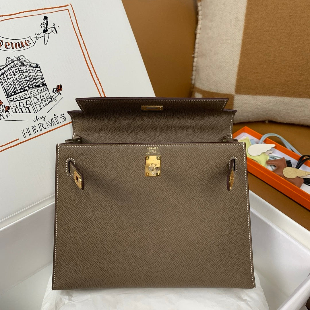 HM KELLY 28CM ÉTOUPE EPSOM QUINCAILLERIE DORÉ