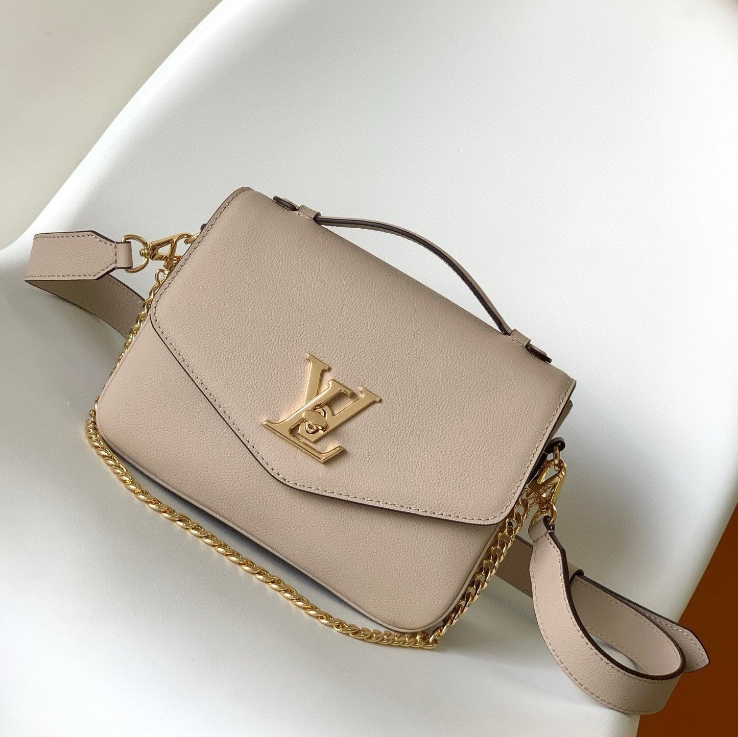 Oxford Lockme 22 cm en cuir de veau grège 