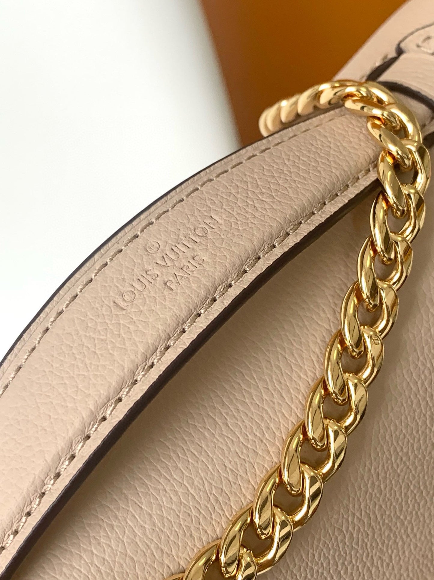 Oxford Lockme 22 cm en cuir de veau grège 