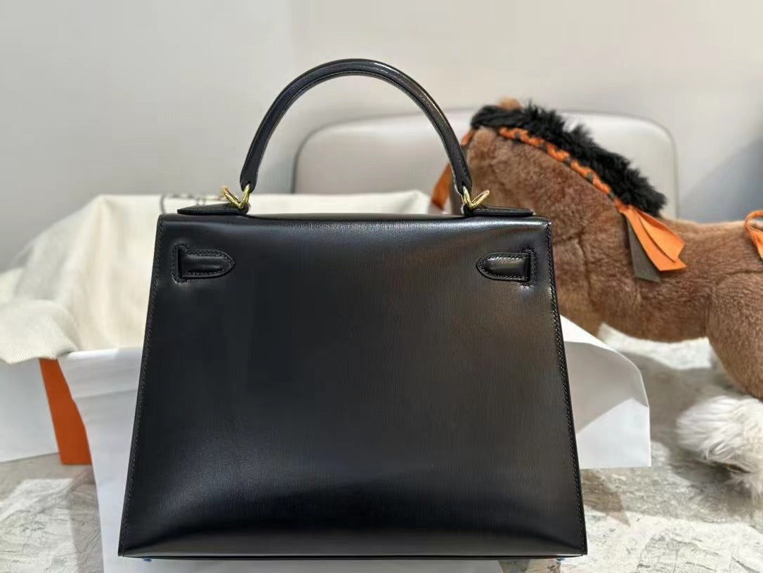 HM ケリー 28cm ブラック ボックスカーフ ゴールドハードウェア