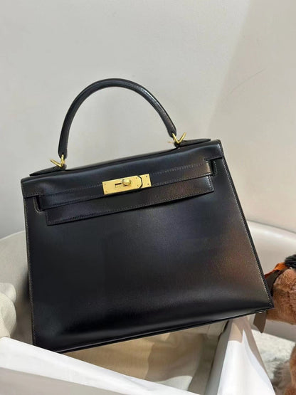 HM ケリー 28cm ブラック ボックスカーフ ゴールドハードウェア