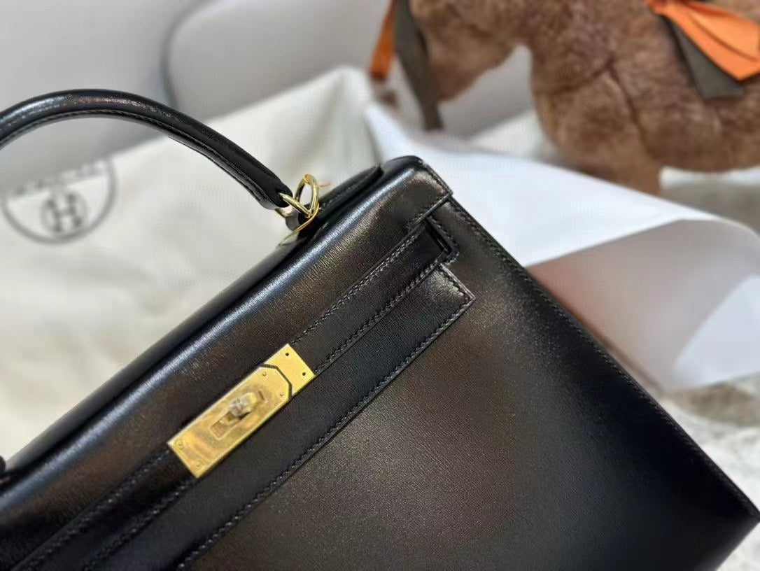 HM ケリー 28cm ブラック ボックスカーフ ゴールドハードウェア