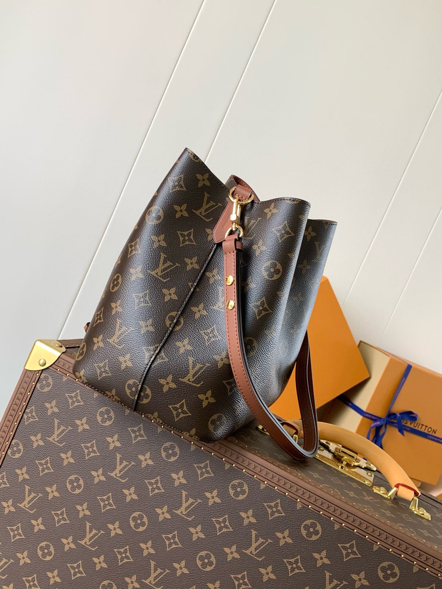 NeoNoe MM 26 cm en toile monogrammée marron