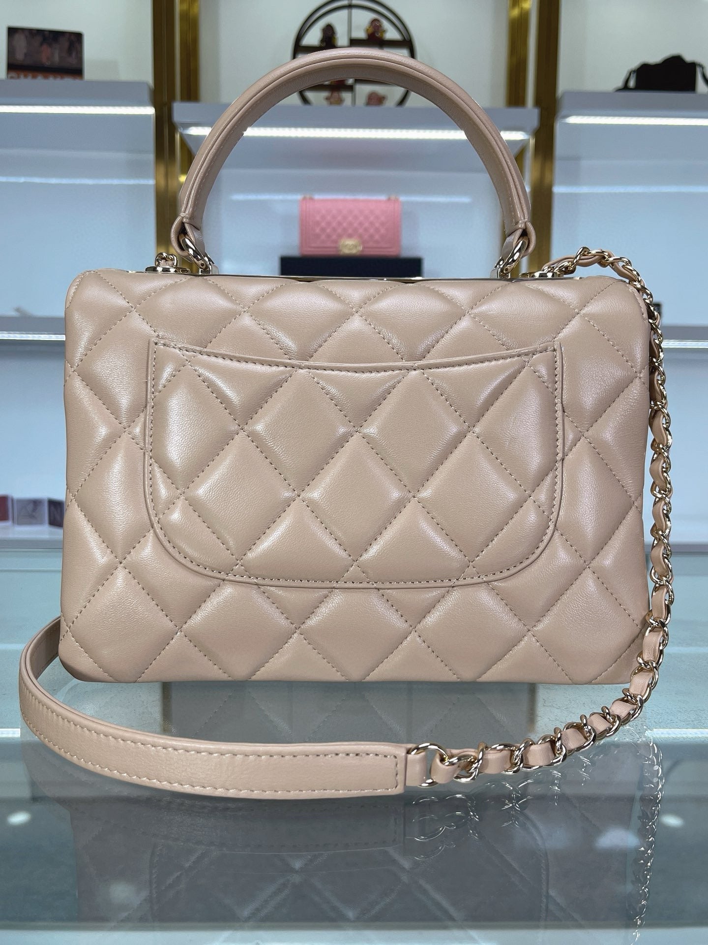 CC TRENDY 25CM CUIR D'AGNEAU BEIGE QUINCAILLERIE OR CLAIR