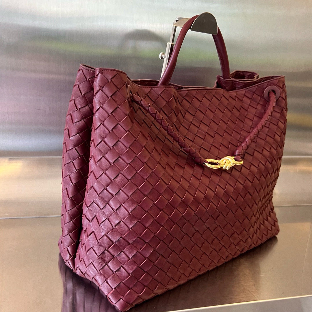 BV ラージ アンダモ 45cm ダークレッド ラムスキン