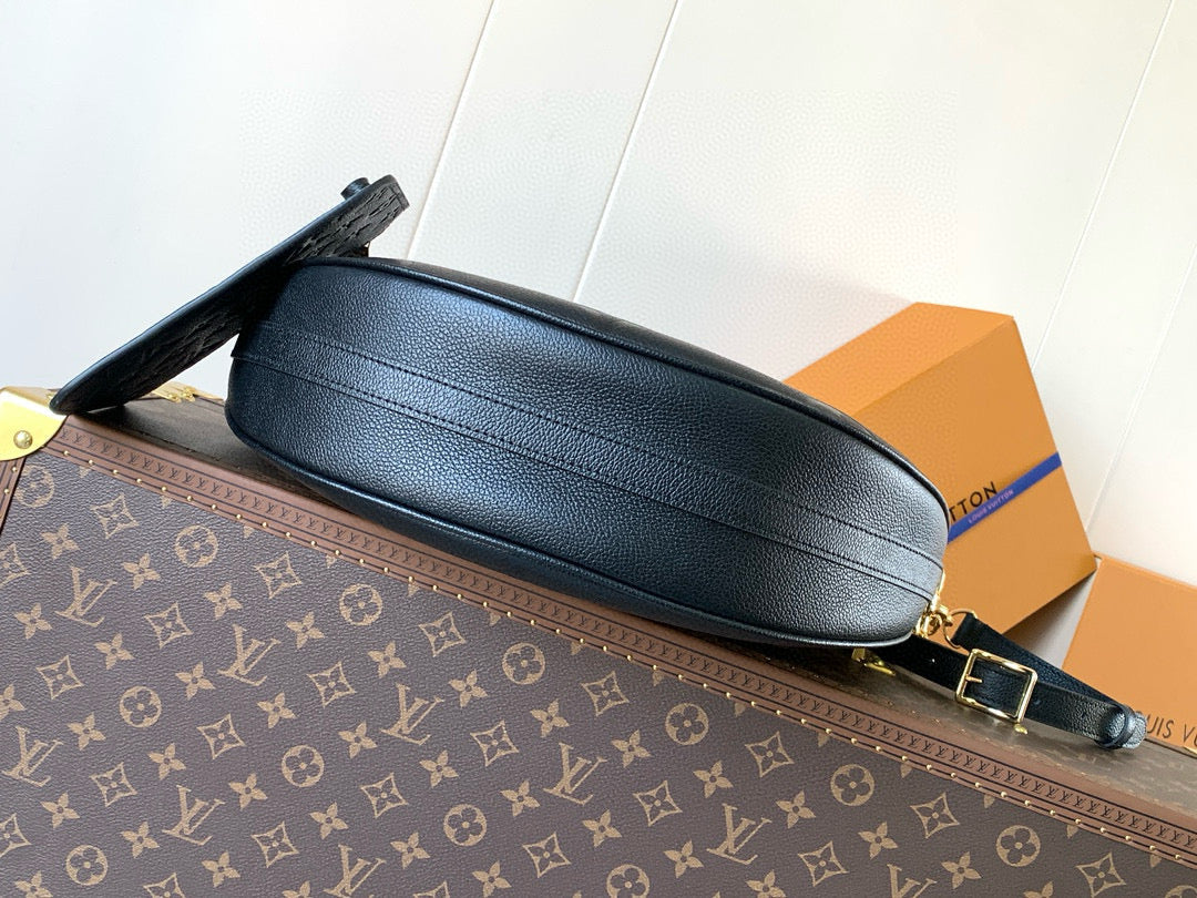 LV ホーボー ループバッグ 38cm ブラック モノグラム アンプラント レザー