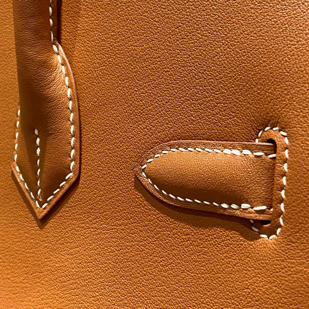Sac à bandoulière HM Birkin 29 cm en cuir de veau marron, accessoires argentés