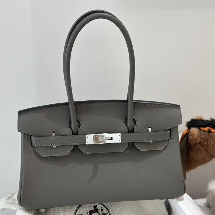 Sac à bandoulière HM Birkin 29 cm en cuir de veau gris fer, accessoires argentés