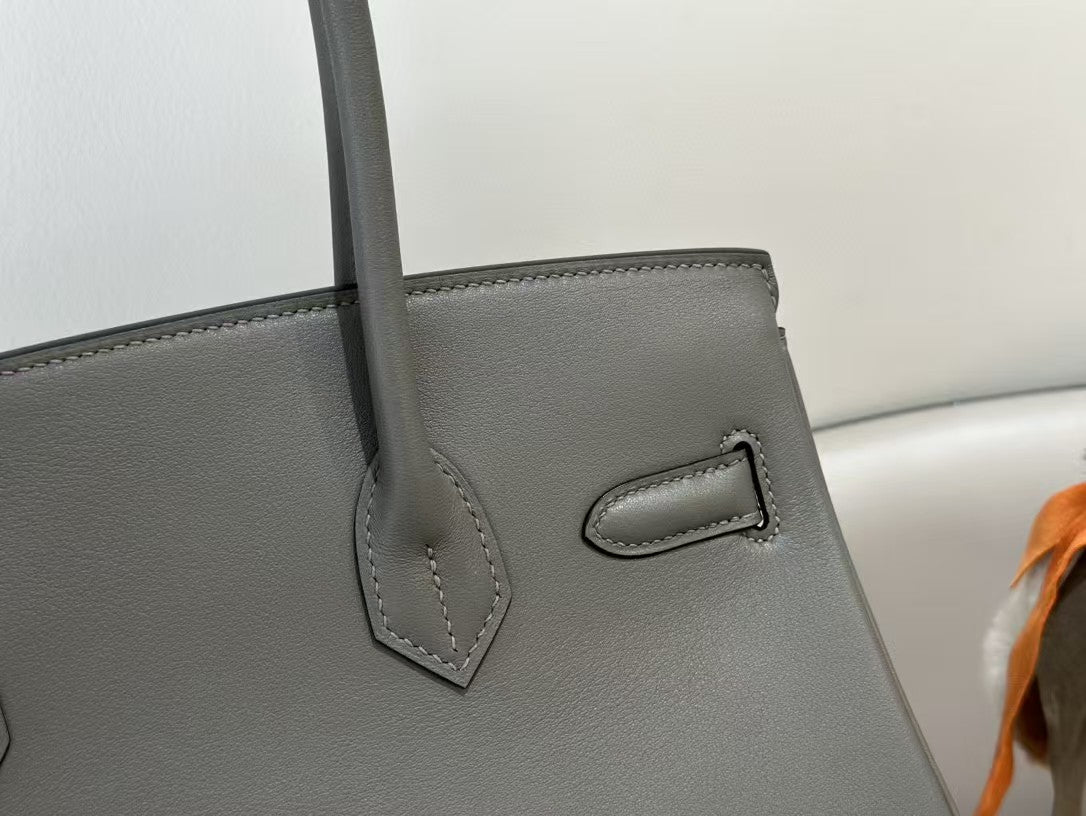 Sac à bandoulière HM Birkin 29 cm en cuir de veau gris fer, accessoires argentés