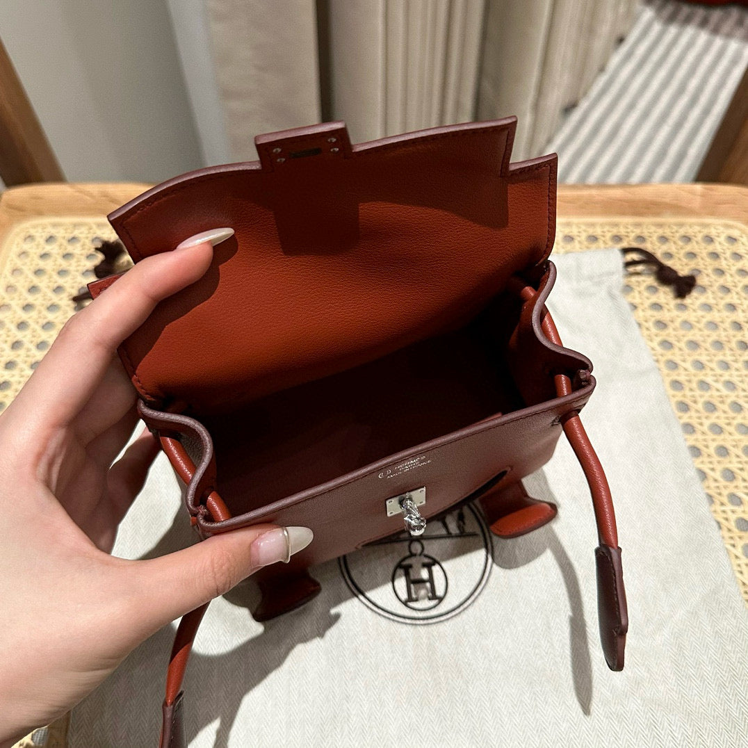 Poupée HM Kelly 16 cm en cuir Gulliver bordeaux