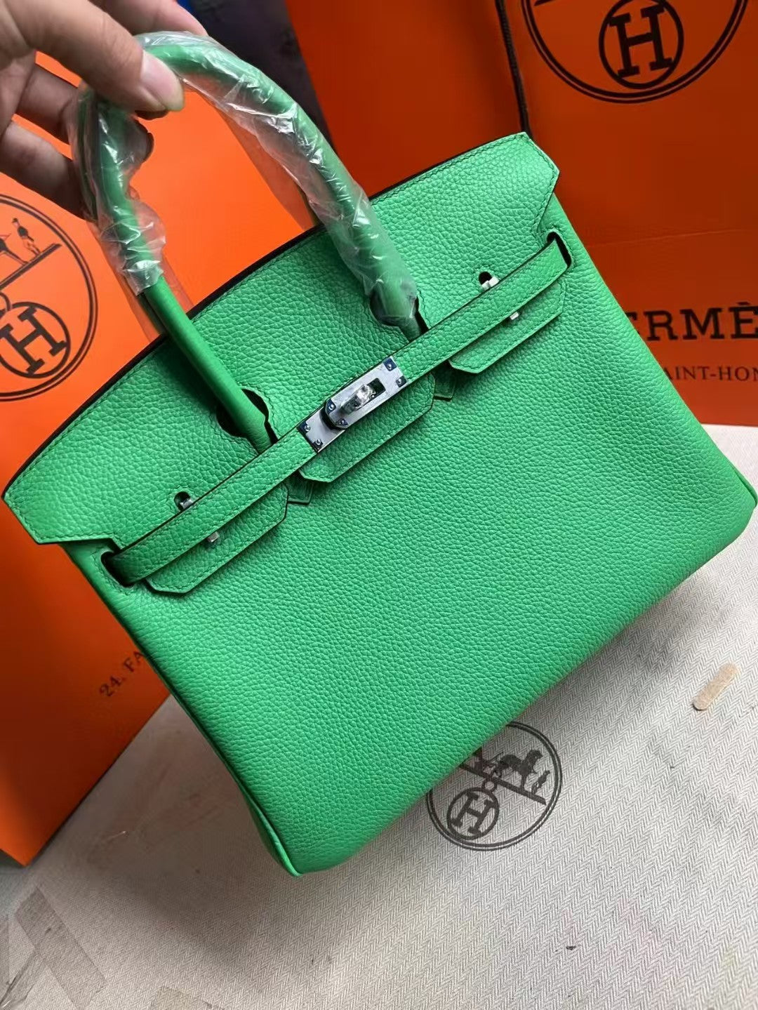 HM バーキン 25 グリーン トゴ シルバー金具 (商品の準備に25日かかります)