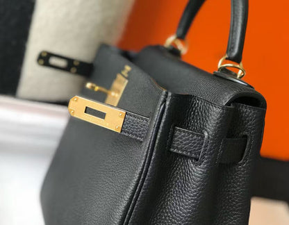 HM ケリーバッグ 28インチ ブラック トーゴレザー ゴールド金具