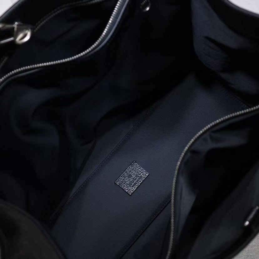 Sac fourre-tout Gucci Off The Grid de taille moyenne en polyester noir et cuir