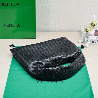 Sac bandoulière BV HOP 41 cm en cuir de veau noir