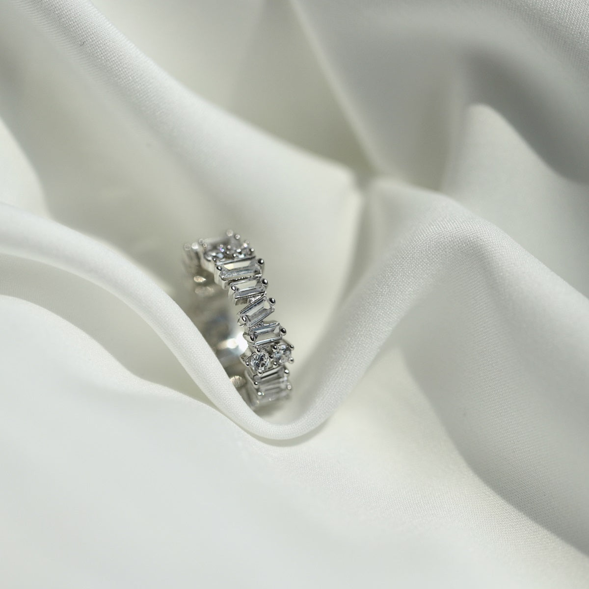 [HOT]Delicate Multi Shape Tennis Ring