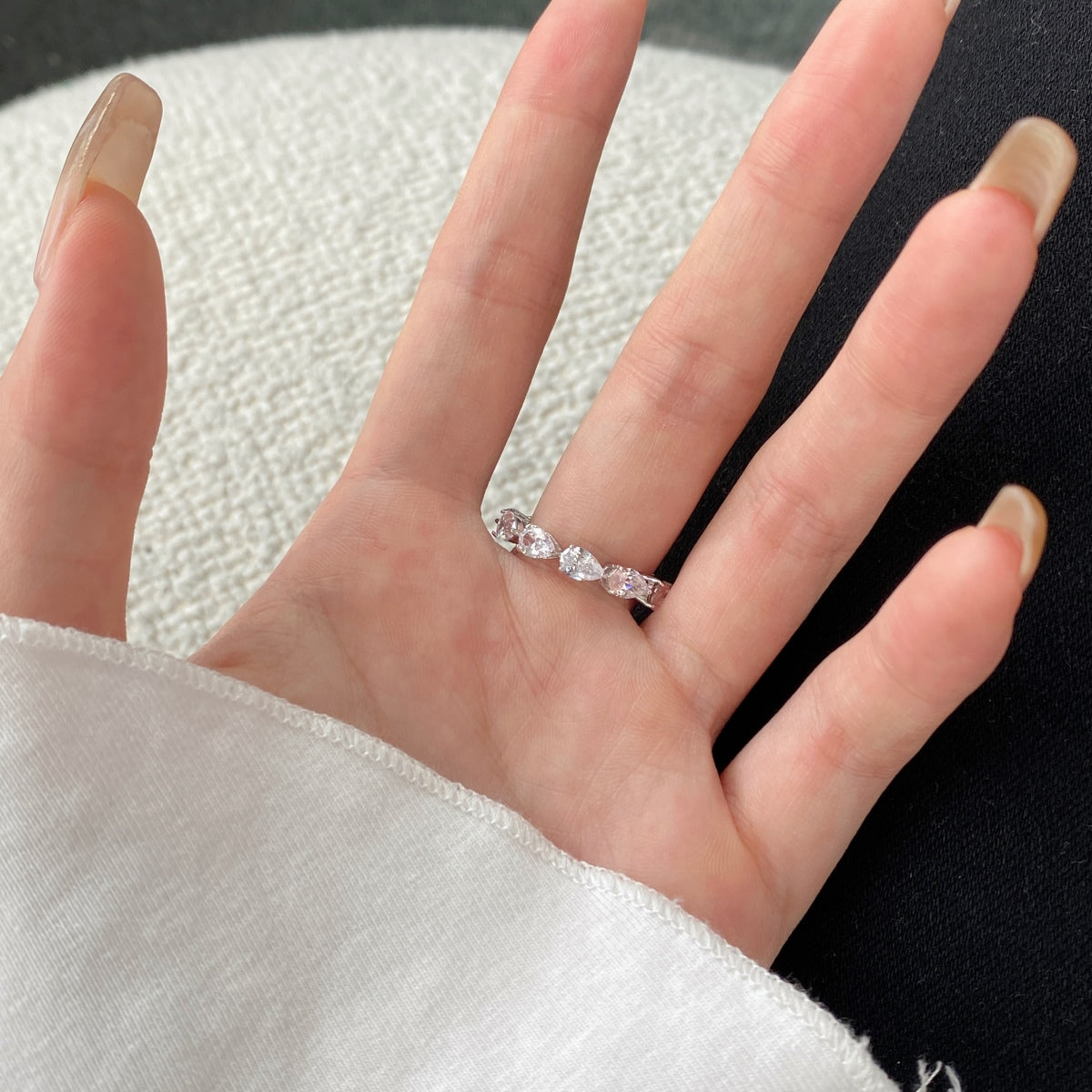 [HOT]Exquisite Pear Cut Tennis Ring