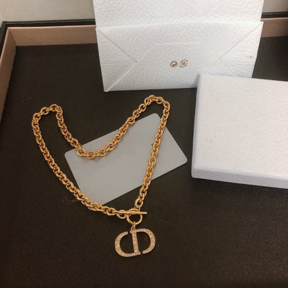 CD COLLIERS ET PENDENTIFS