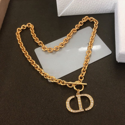 CD COLLIERS ET PENDENTIFS