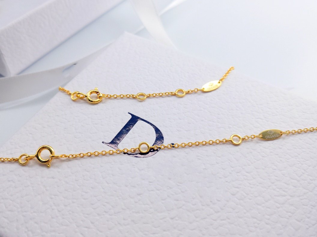Collier en argent sterling avec étoile à huit branches et boussole