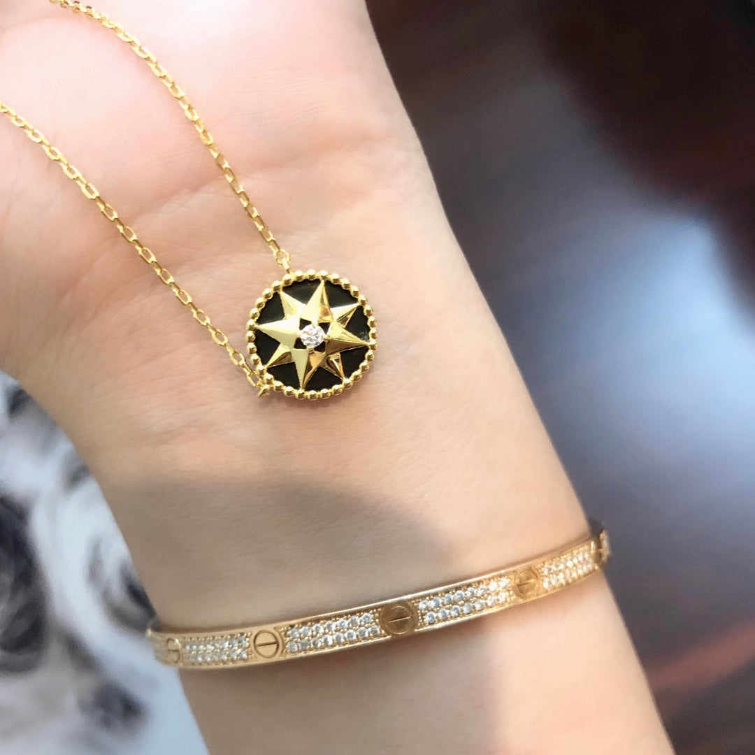 Collier boussole en onyx noir naturel CD Victoire