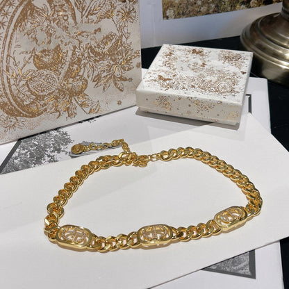 COLLIER 30 MONTAIGNE MÉTAL FINITION DORÉ CRISTAUX BLANCS