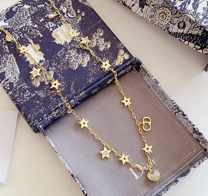 COLLIER CD STAR LOVE AVEC LE MÊME MATÉRIAU