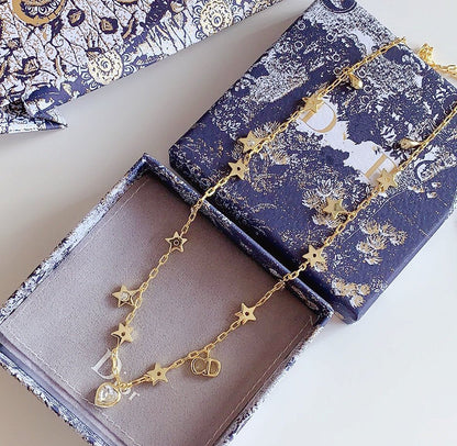 COLLIER CD STAR LOVE AVEC LE MÊME MATÉRIAU