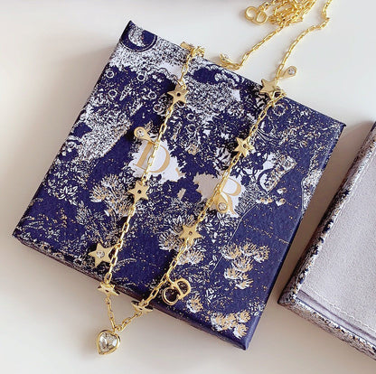 COLLIER CD STAR LOVE AVEC LE MÊME MATÉRIAU