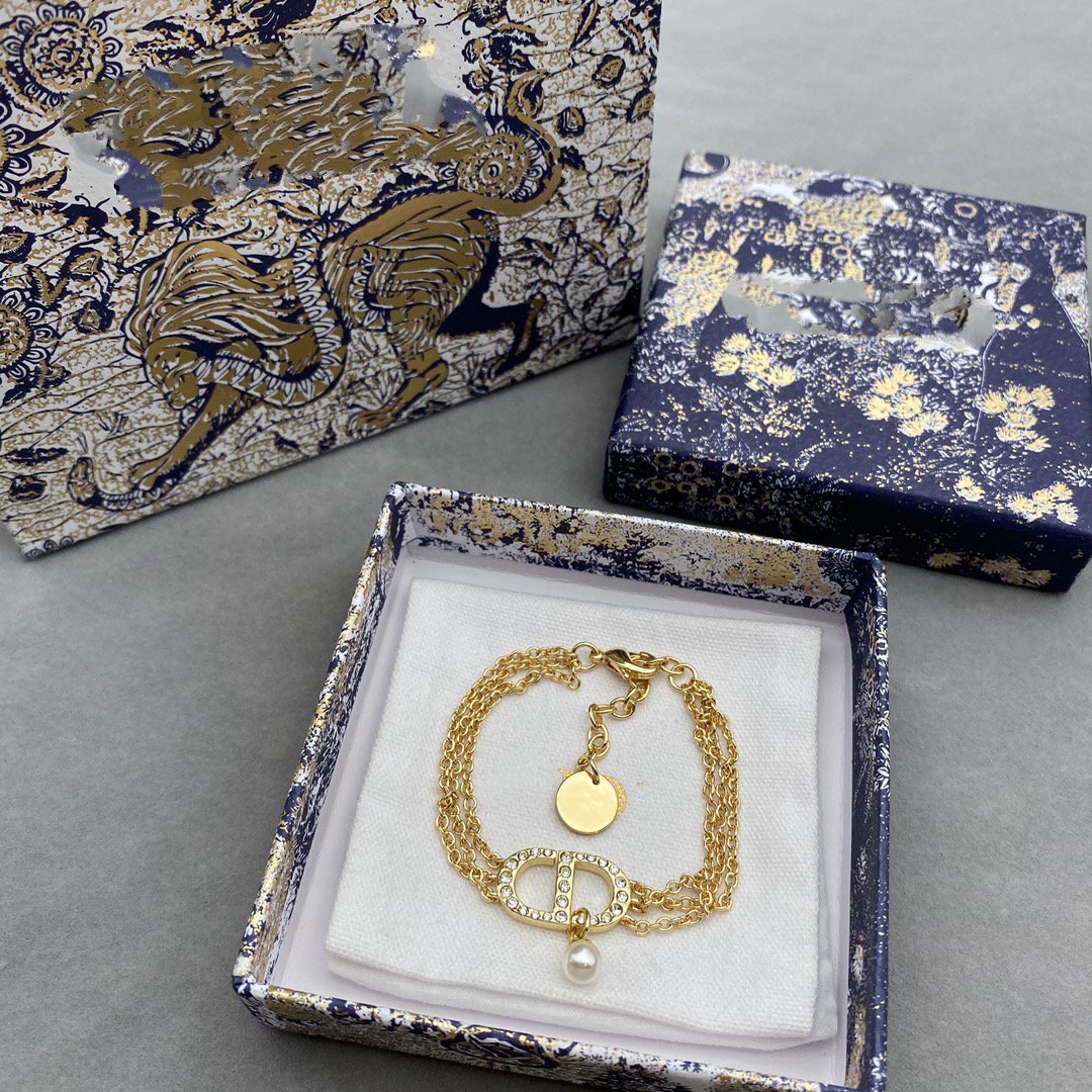 COLLIER FEMME 30 MONTAIGNE MÉTAL FINITION DORÉ