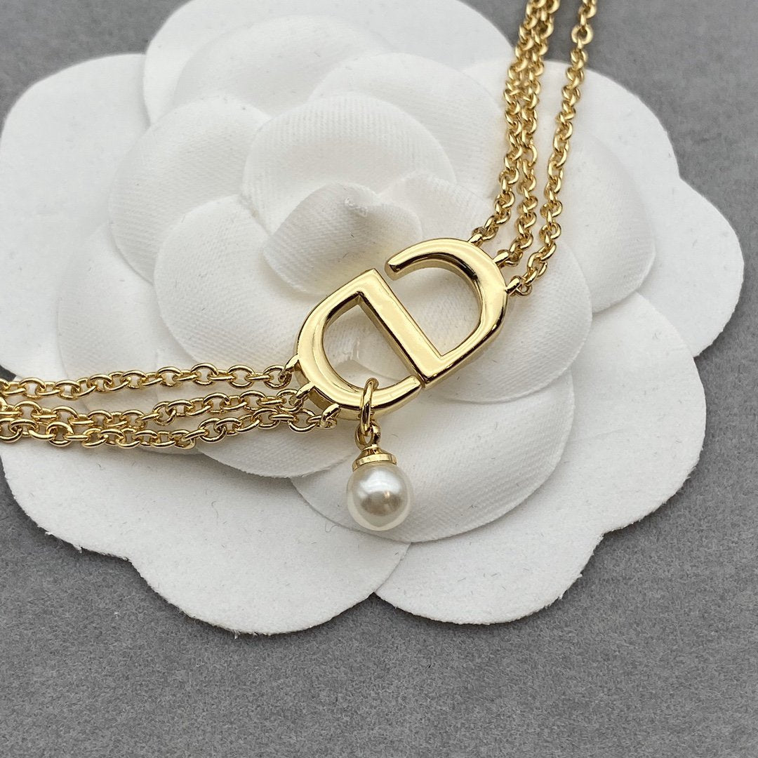 COLLIER FEMME 30 MONTAIGNE MÉTAL FINITION DORÉ
