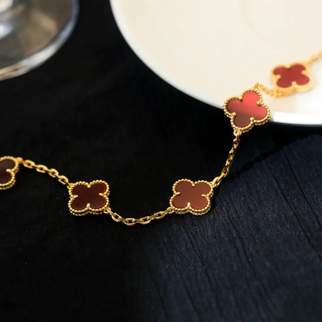 CLOVER 5 MOTIF RED CORNELIAN BRACELET COLLECTION