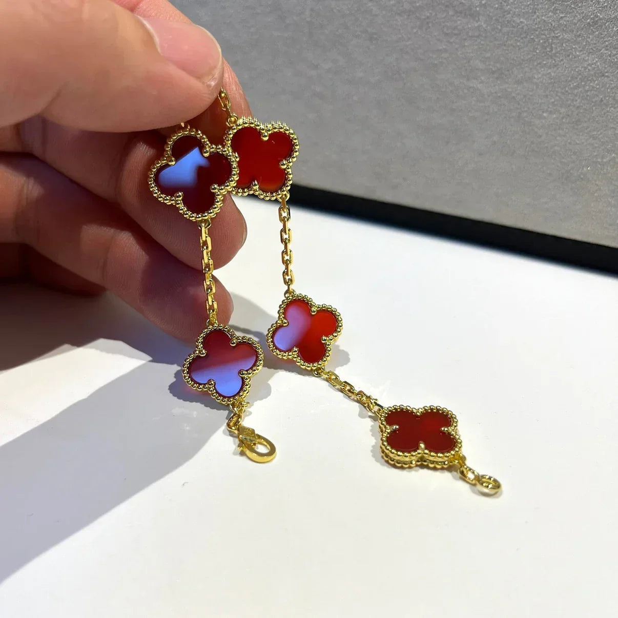 CLOVER 5 MOTIF RED CORNELIAN BRACELET COLLECTION