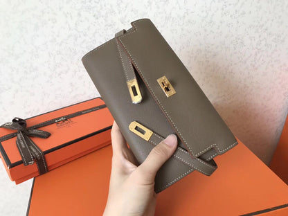 Portefeuille long Kelly 20 cm en cuir Epsom taupe