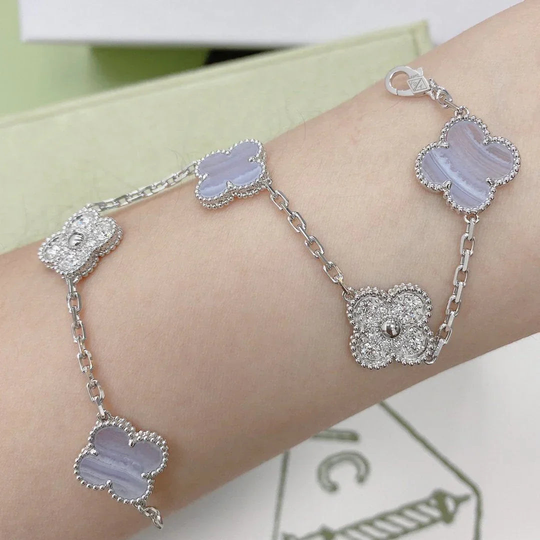 CLOVER 5 MOTIF PURPLE CHALCEDONY BRACELET COLLECTION