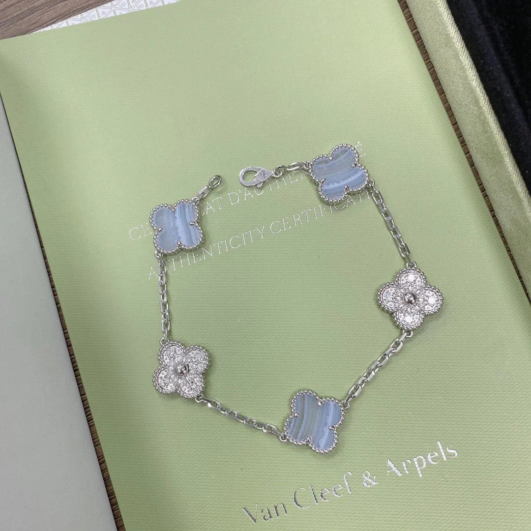 CLOVER 5 MOTIF PURPLE CHALCEDONY BRACELET COLLECTION