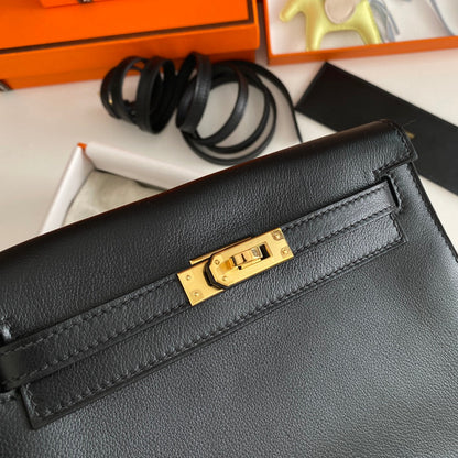 Kelly Danse II 22 cm en cuir noir Evercolor GHW