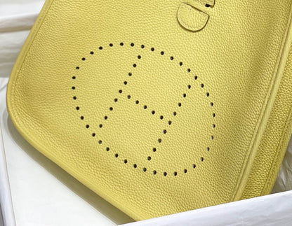 Evelyne 29cm Jaune Togo Shw