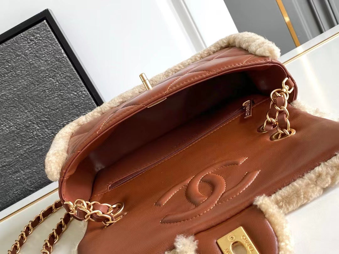 SAC À RABAT MOYEN 23 EN LAINE BEIGE ET CUIR DE VEAU ORANGE ROUGE, QUINCAILLERIE DORÉE 