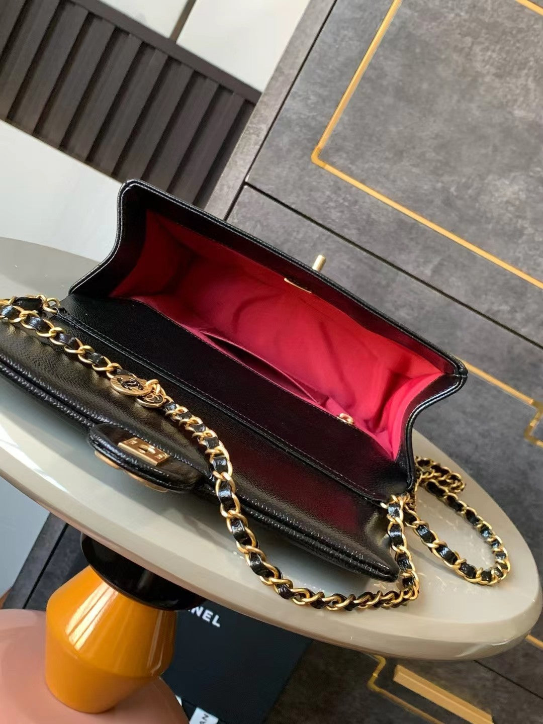 クラシック フラップバッグ 22インチ ブラック カーフスキン ゴールド金具