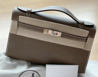 Pochette HM Kelly 22 cm Gris Elephant Swift, finitions argentées