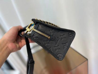 onthego 25 est ouest noir monogramme empreinte