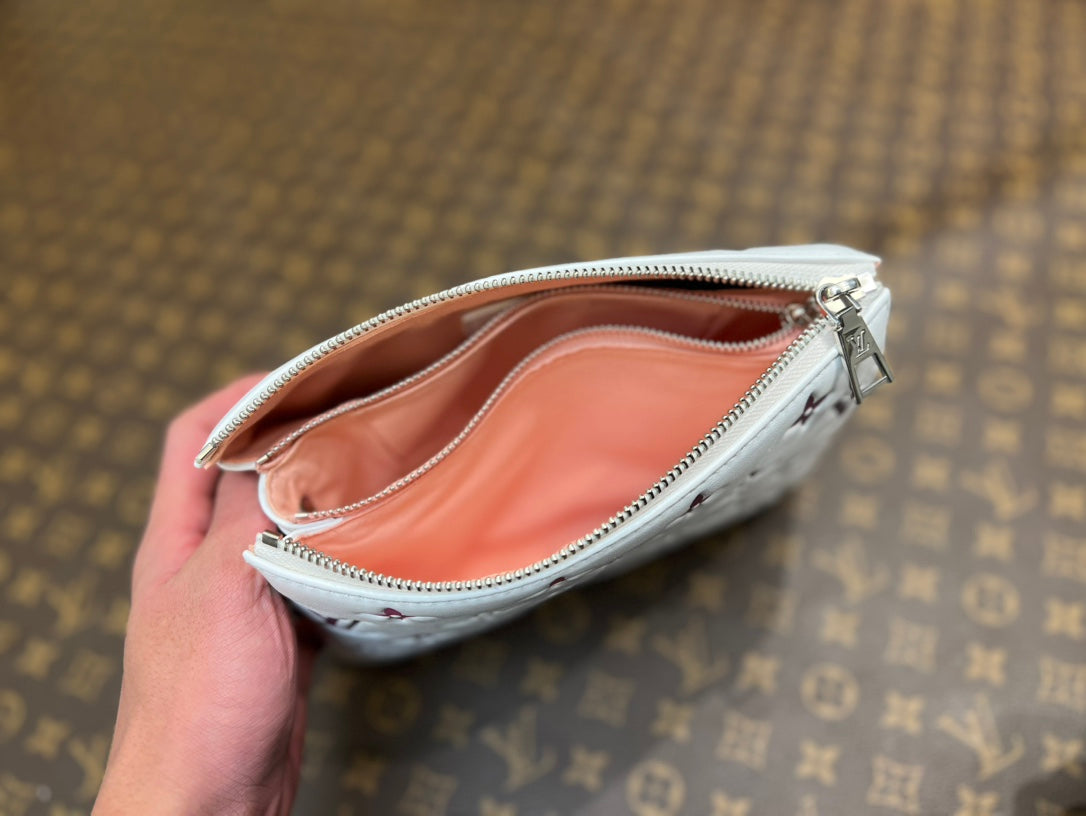 Coussin bb 21 ホワイト アンプラント カーフスキン マルチカラー チェーン