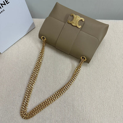 SAC VICTOIRE MOYEN 25 EN CUIR DE VEAU SOUPLE MARRON OMBRE, QUINCAILLERIE DORÉE