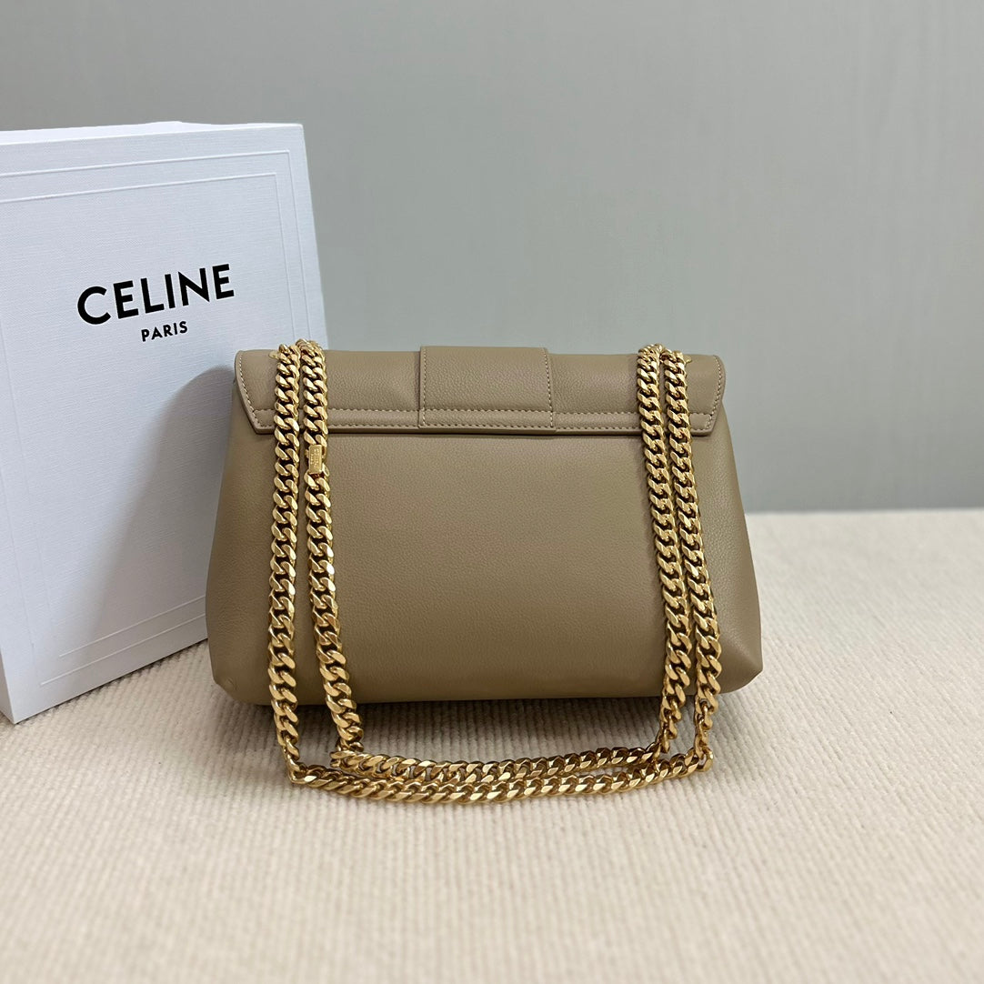 SAC VICTOIRE MOYEN 25 EN CUIR DE VEAU SOUPLE MARRON OMBRE, QUINCAILLERIE DORÉE