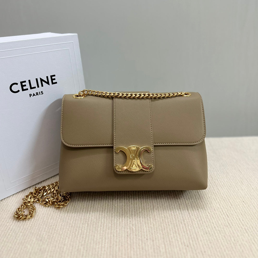 SAC VICTOIRE MOYEN 25 EN CUIR DE VEAU SOUPLE MARRON OMBRE, QUINCAILLERIE DORÉE
