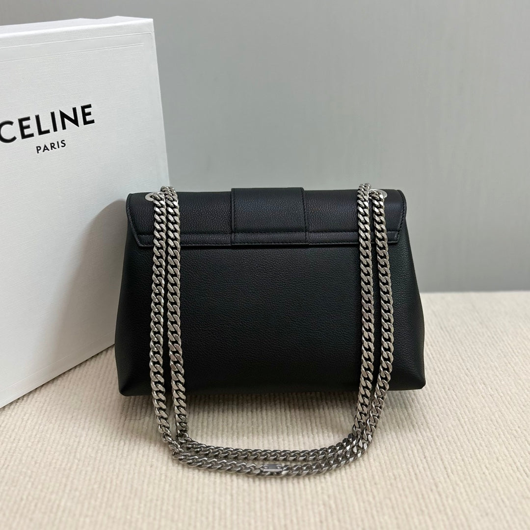 SAC VICTOIRE MOYEN 25 EN CUIR DE VEAU SOUPLE NOIR, QUINCAILLERIE ARGENTÉE