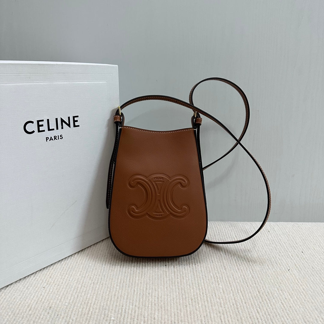 HELOISE 19 アイリッシュコーヒー サプルカーフスキン フォンポーチ