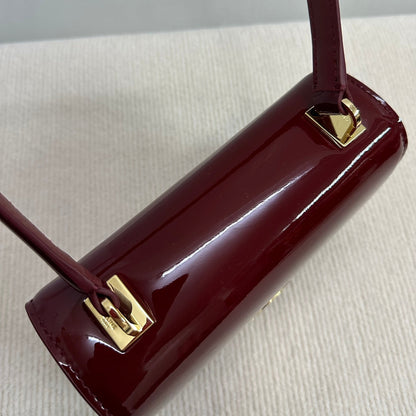 SAC ADO GARANCE 18 EN CUIR DE VEAU VERNI ROUGE VIN